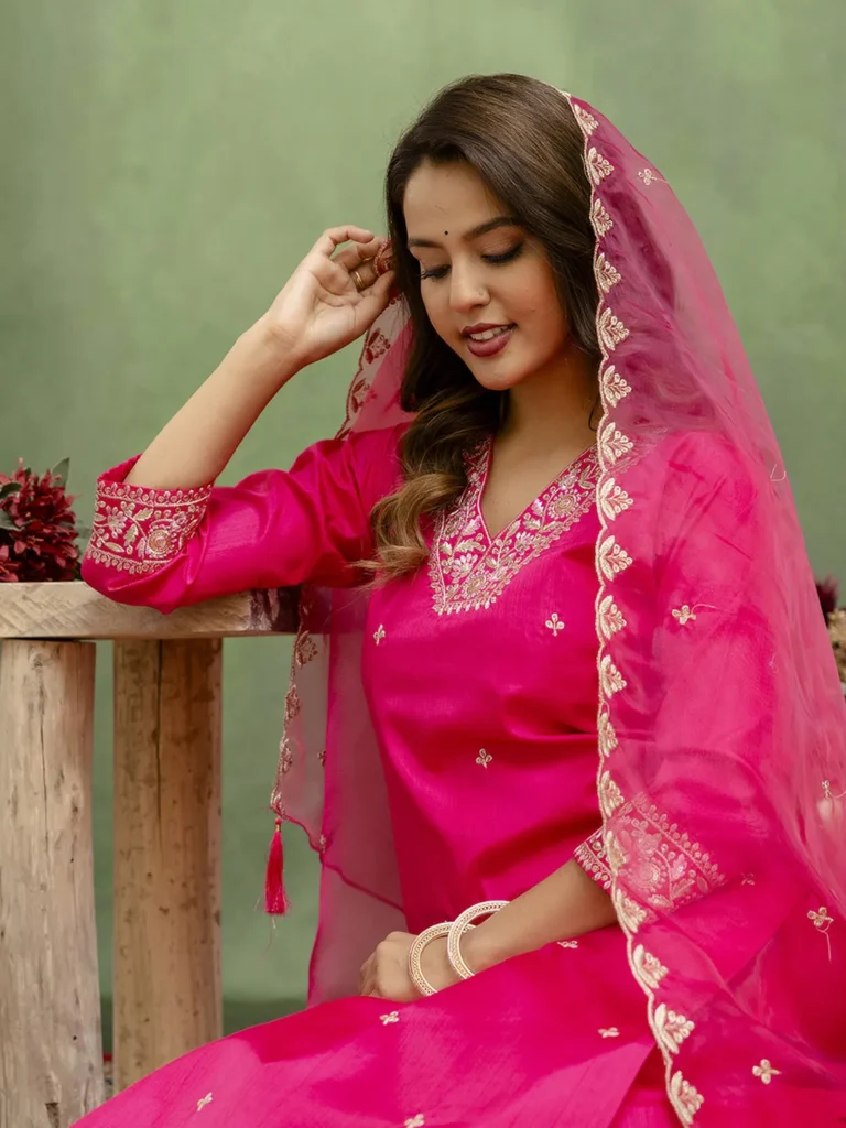 Tulsi Pink Women Kurta Sets With Dupatta Straight Suits | VICORA