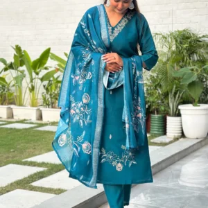 Buy Kivra Teal Women Kurta and Pant Dupatta Sets Silk Fabrics with Embroidery Online | VICORA